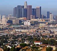 Skyline von Los Angeles: Eine Lebendige Mischung aus Stadtleben und Ikonischer Architektur