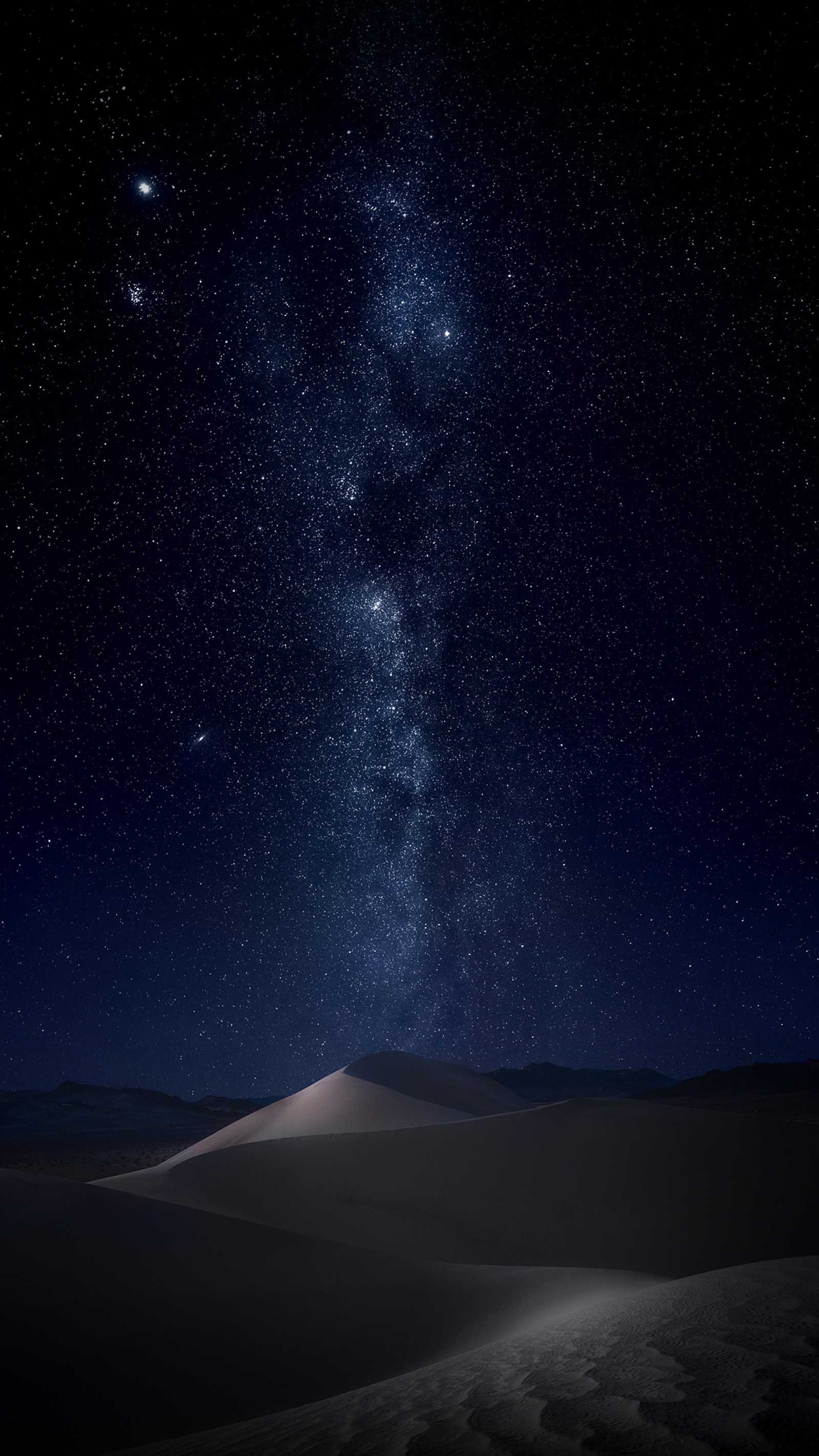 Céu estrelado sobre uma paisagem desértica com uma estrela solitária (sobremesa, noite, estrelas)