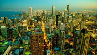 Lebhafte Skyline von Chicago bei Dämmerung: Eine atemberaubende städtische Landschaft von oben