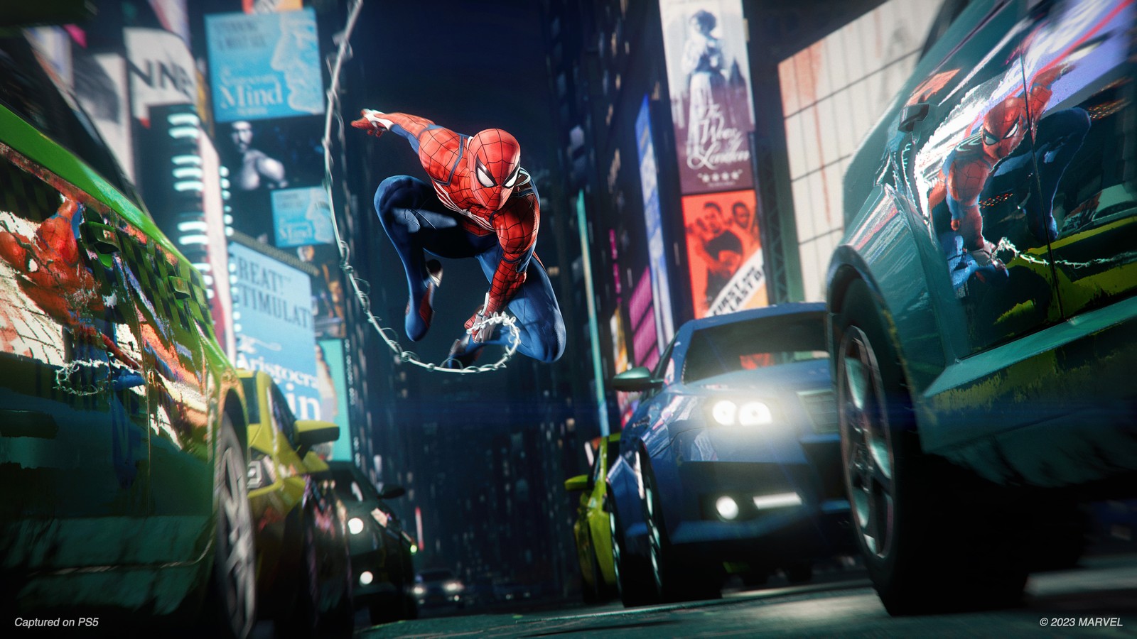 Spider-man saute par-dessus une rue de la ville dans le jeu animé spider-man (marvels spider man remastered, playstation 5, gameplay, spiderman, jeux)