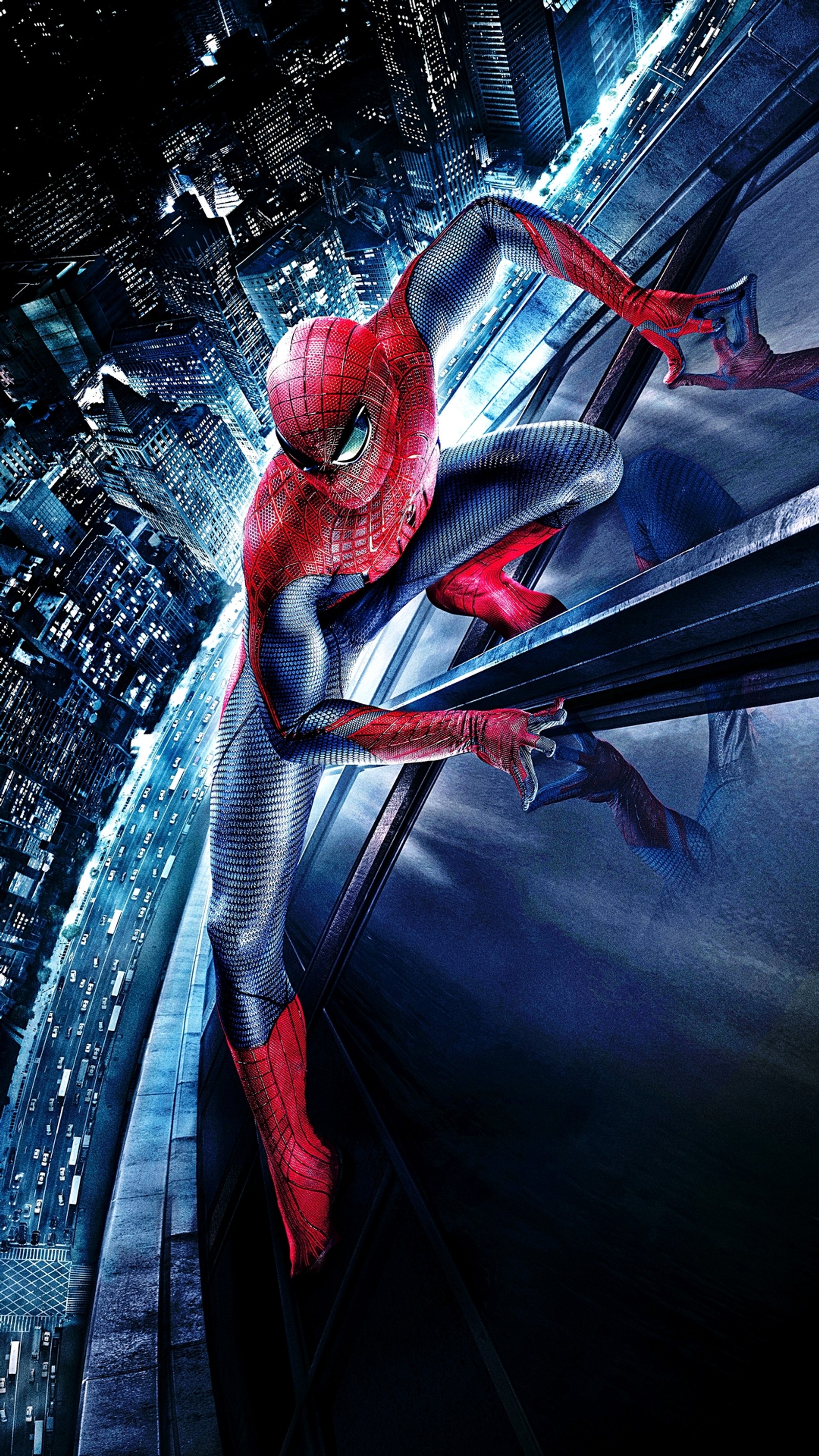 Spider-man en costume survole une ville la nuit (1080x1920, ville, films, spiderman)