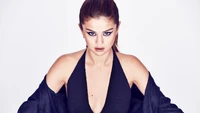 Selena Gomez: Mutiger Ausdruck und schicke Eleganz