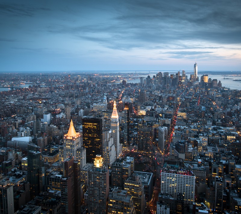 Артистичный вид города ночью с множеством высоток (город, нью йорк, new york, nyc, небоскреб)