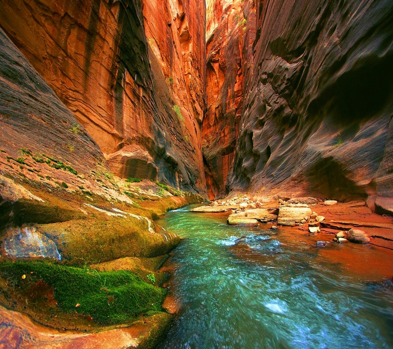 Arafed view of a river flowing through a canyon with a rock wall (canyon, landscape, nature, river, water)