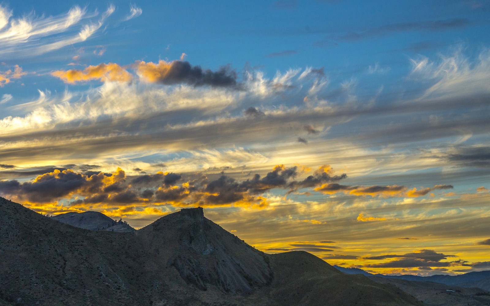 daytime, cloud, mountain, mountain range, horizon wallpaper