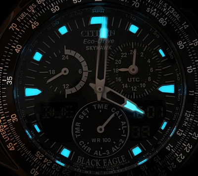 Montre Aigle Noir Skyhawk : Précision Eco-Drive