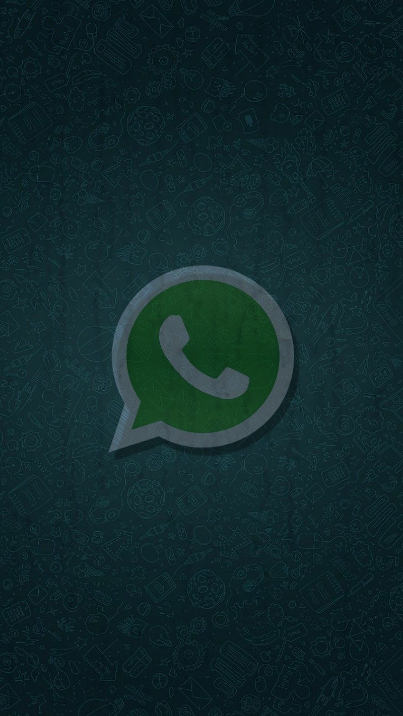 Близкий план зеленого логотипа whatsapp на темном фоне (conversa, фонд, логотип, whatsapp)