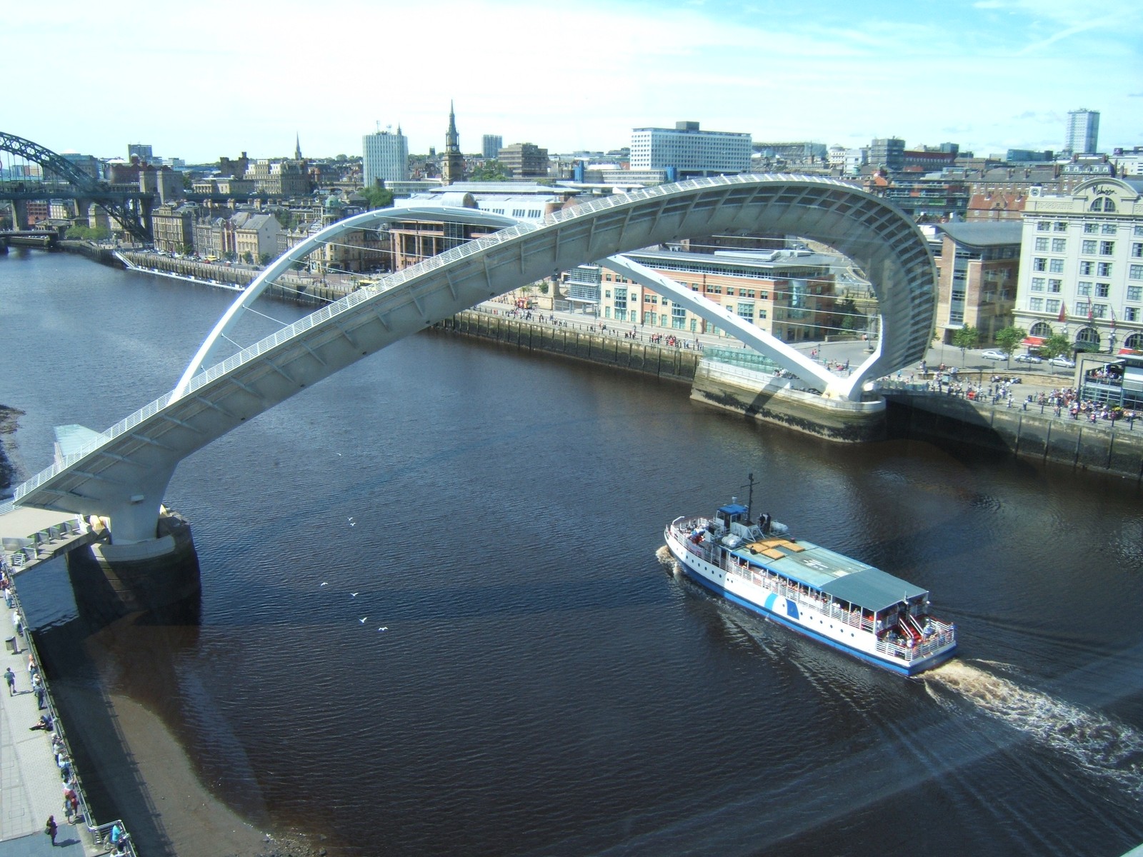 gateshead millennium bridge, bridge, moveable bridge, arch bridge, river wallpaper