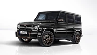 Mercedes-Benz AMG G 65: SUV de luxo em fundo branco