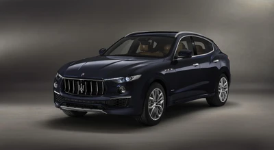 Maserati Levante: Роскошный среднеразмерный кроссовер с культовым дизайном решетки