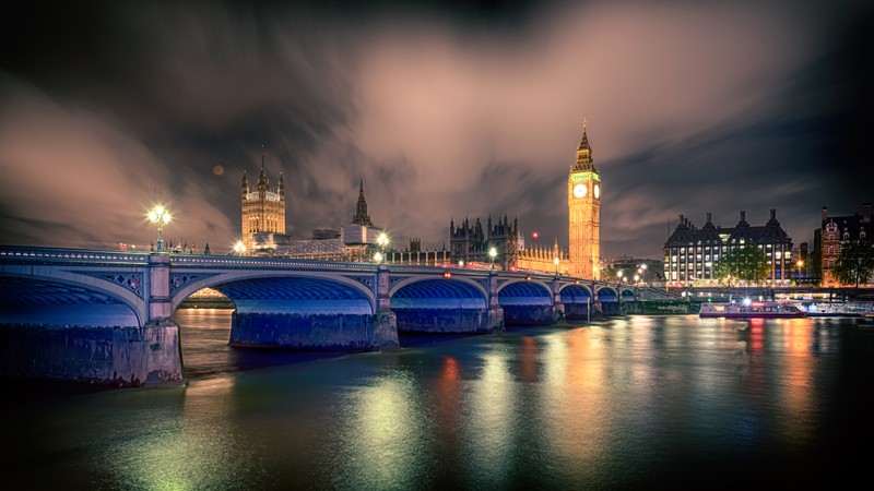 Арафед вид на мост с часовой башней на фоне (биг бен, big ben, вестминстерский дворец, башня, достопримечательность)