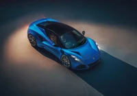 Éblouissant Lotus Bleu Emira Première Édition : Une voiture de sport électrique de 2021 en gloire 8K