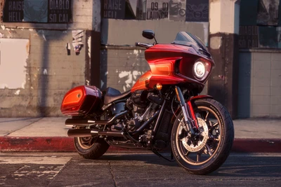 2022 Harley Davidson Low Rider El Diablo - Moto en Édition Limitée dans un Cadre Urbain