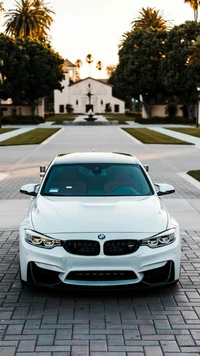 F80 BMW M3 Vista Frontal - Elegancia de Tuning Blanca