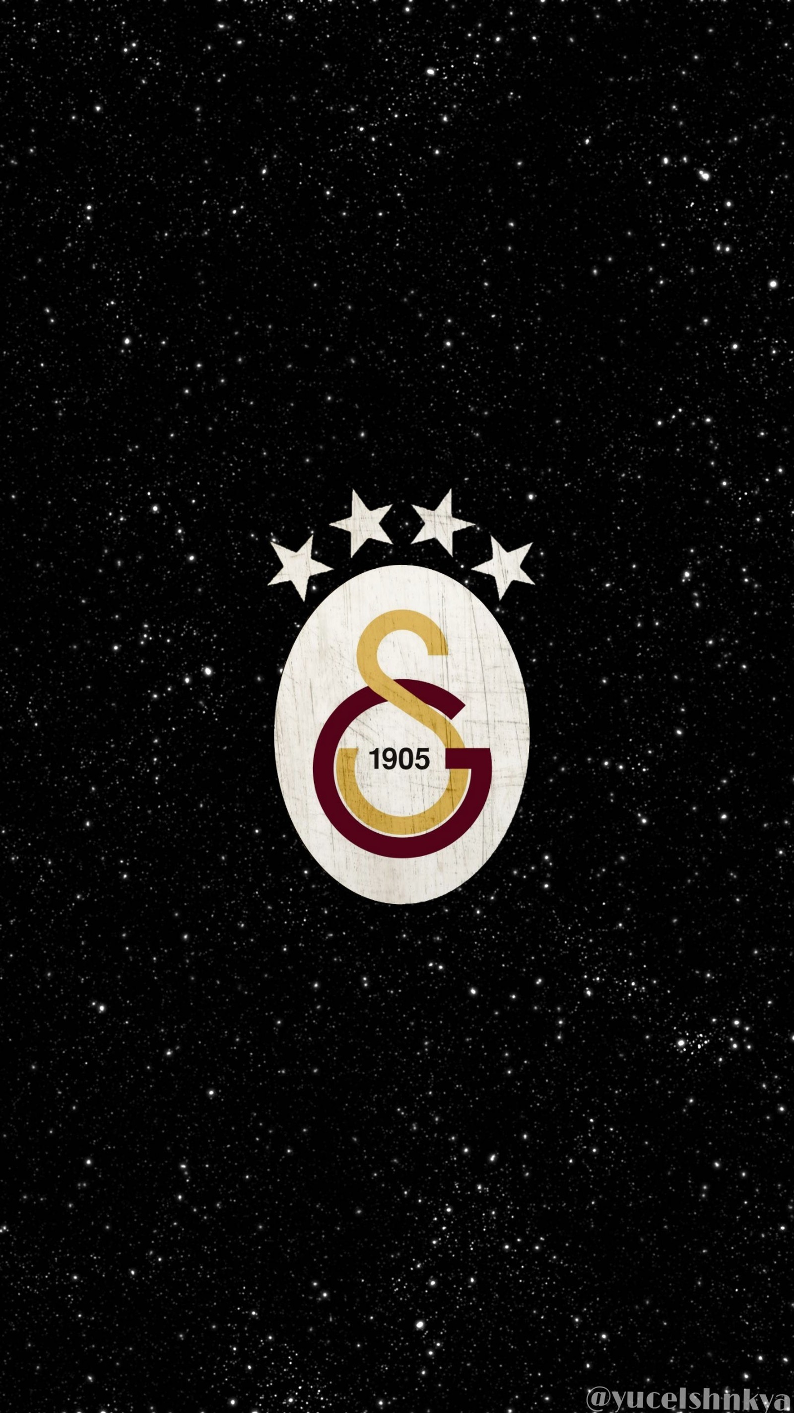 Un primer plano de un balón de fútbol con estrellas en él (fútbol, futbol, galatasaray, galatasaray logo)