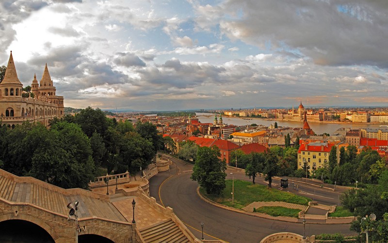 Аэрофотоснимок города с мостом и рекой (здание парламента венгрии, город, достопримечательность, городская территория, здание)