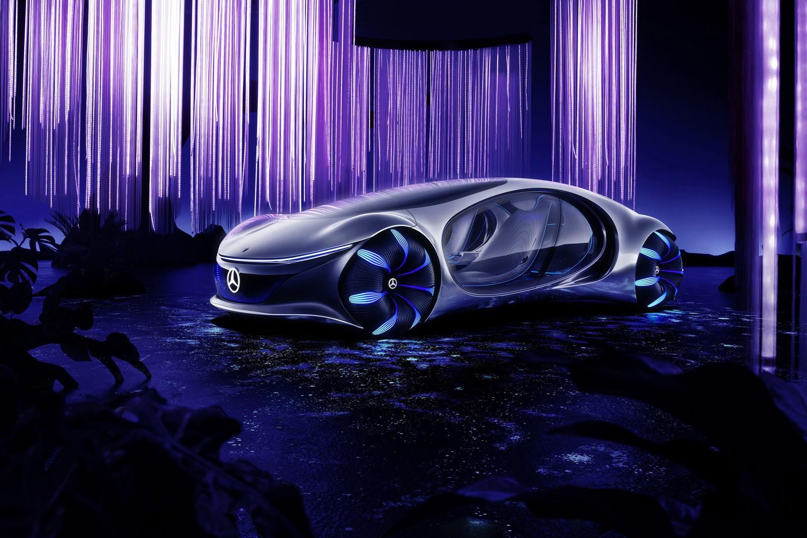 Un coche futurista en una habitación futurista con luces moradas (mercedes benz vision avtr, 8k, coches conceptuales, 2020, 5k)