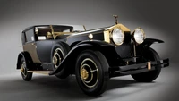 Berline Classique Vintage Rolls Royce avec Éléments Dorés Élégants