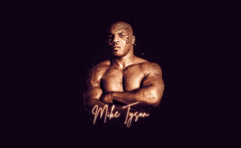 Мужчина с татуировкой на груди и скрещенными руками (майк тайсон, mike tyson, американский, боксер, спортсмен)