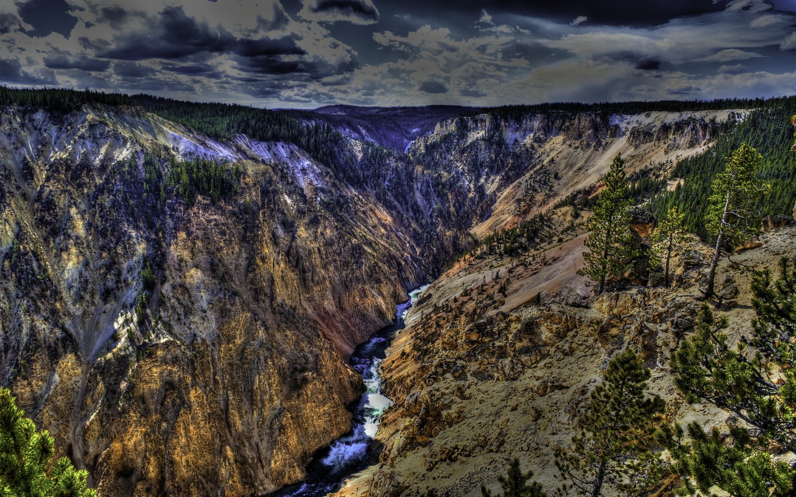 Uma vista de um cânion com um rio passando por ele (parque nacional do grand canyon, parque nacional grand teton, grand canyon de yellowstone, montanha, cânion)