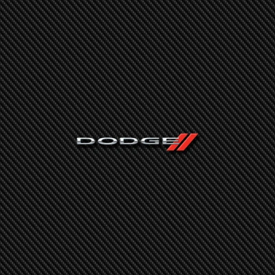 Emblema da Dodge em fundo de fibra de carbono