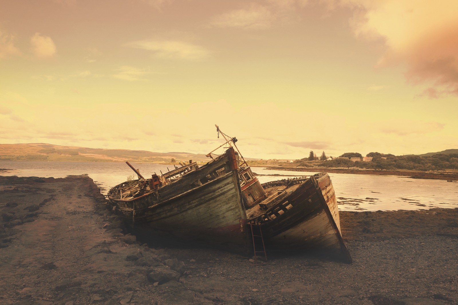 Baixar papel de parede barcos, fishingboat, mar, pôr do sol, o fim