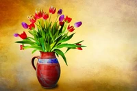 Bouquet de tulipas coloridas em um vaso rústico