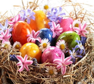 Oeufs de Pâques colorés entourés de fleurs dans un nid