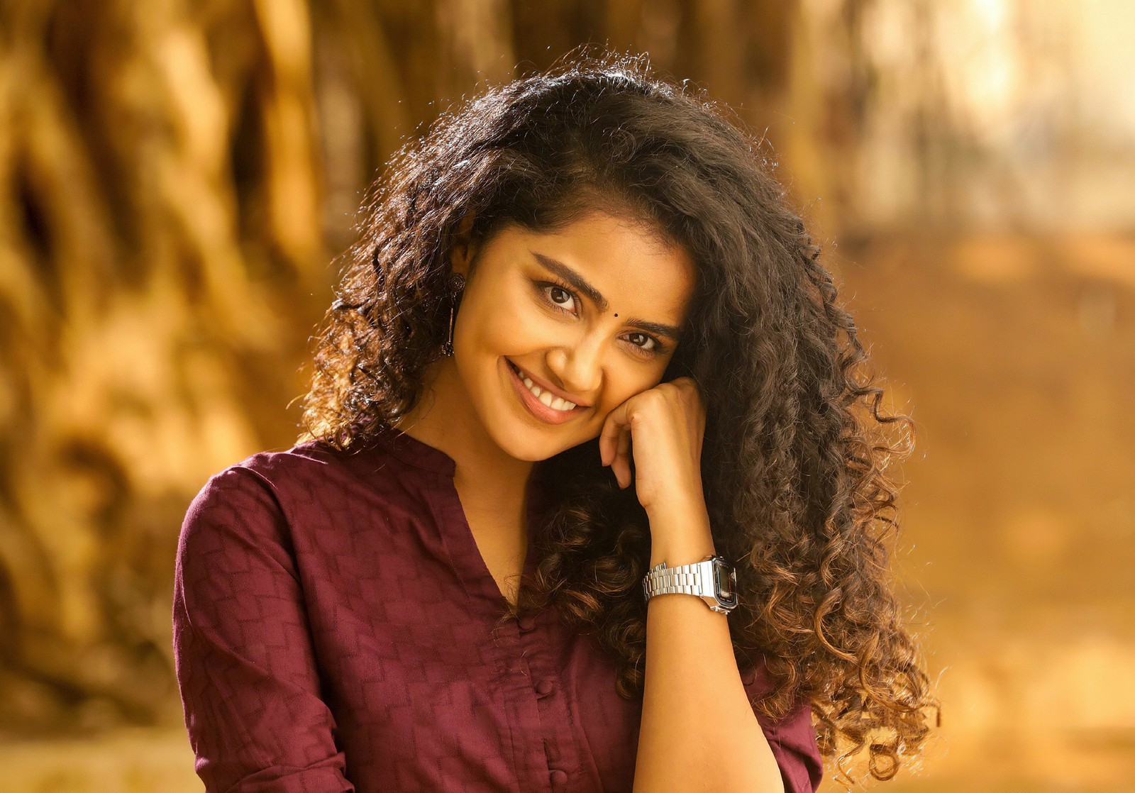 anupama parameswaran, indian actress, south actress, beautiful actress, portrait wallpaper