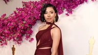 Xochitl Gomez en los Oscars: Un momento impresionante entre flores