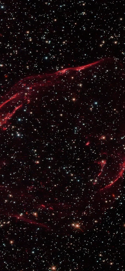 Nebulosa vibrante iluminando a tela cósmica