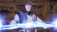 Raiden aprovechando el trueno en Mortal Kombat 11