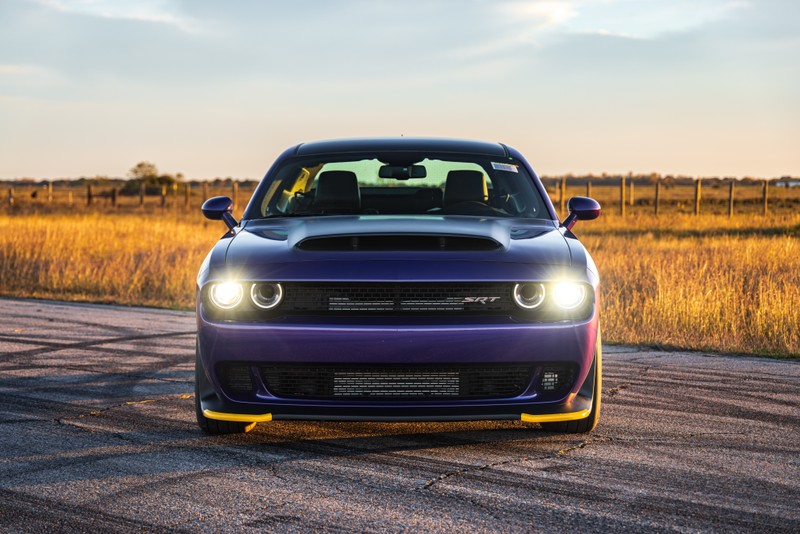 Фиолетовый dodge charger припаркован на дороге в поле (dodge challenger srt demon, 8k, 5k, хеннесси, hennessey)