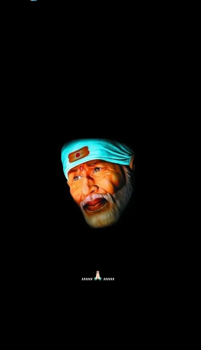 Porträt von Sai Baba mit einem gelassenen Ausdruck, einem blauen Kopftuch und einem nachdenklichen Blick vor einem dunklen Hintergrund.