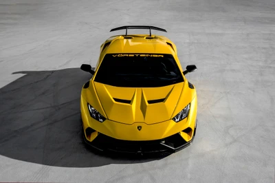 Lamborghini Huracan Performante amarillo con modificaciones Vorsteiner, que muestra líneas elegantes y un diseño deportivo.