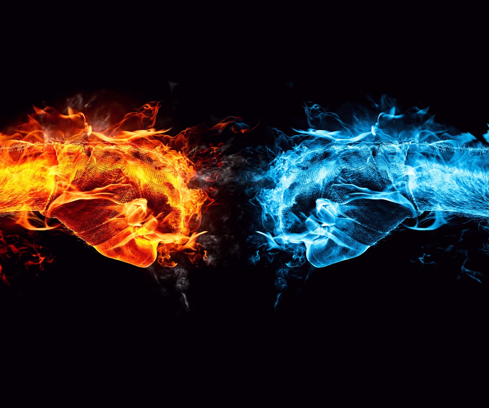 Deux images de feu et de glace sur fond noir (bleu, feu, feu et glace, glace, orange)