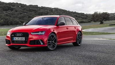 Audi RS 6: Удивительное сочетание производительности и семейной практичности