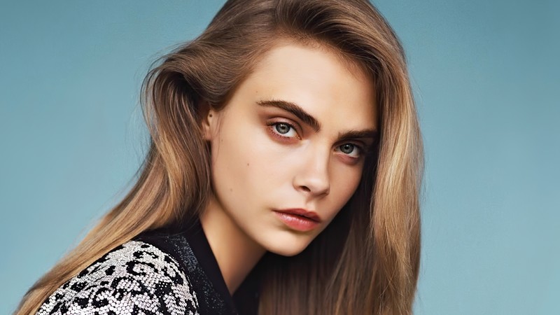 Женщина с длинными волосами и черно-белой курткой (кара делевинь, cara delevingne, знаменитость, модель, женщины)