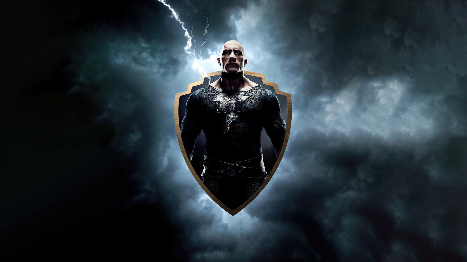 Un primer plano de un hombre en traje negro frente a un cielo oscuro (black adam 2022, película, black adam, fondo)