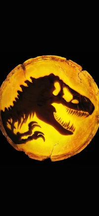 Silueta de dinosaurio iluminada en diseño artístico de calabaza