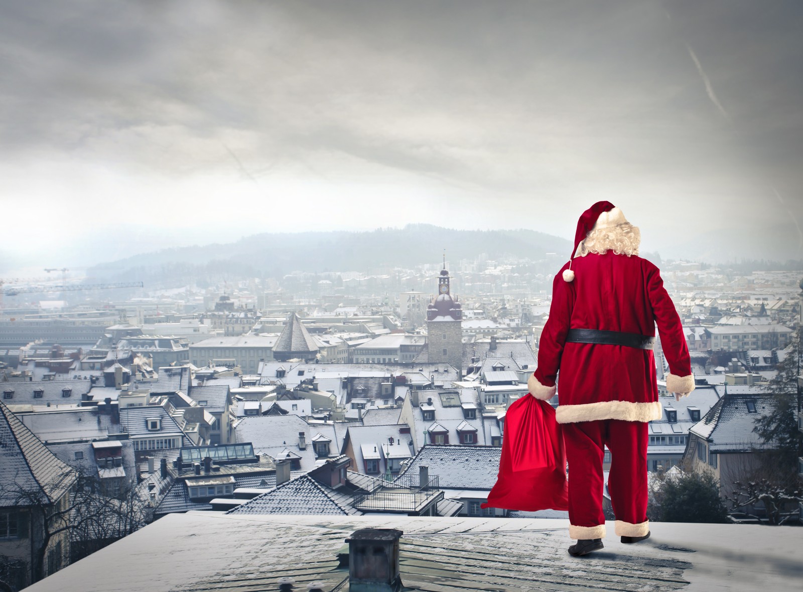 Descargar fondo de pantalla papá noel, día de navidad, nube, turismo, vacaciones