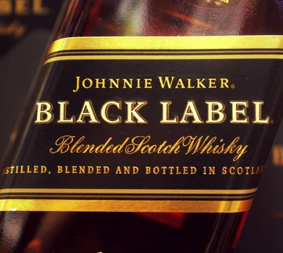 Detalhes da garrafa de Johnnie Walker Black Label Blended Scotch Whisky