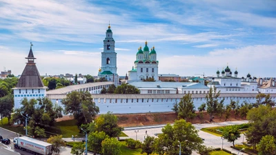 Panoramic View of the Moscow Kremlin with its Iconic Towers and Green Domes