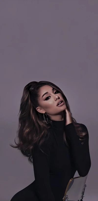 Ariana Grande: Captivating Beauty in Chic Elegance