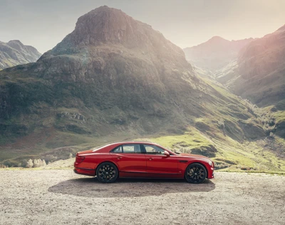 2020 Bentley Flying Spur V8 dans un paysage montagneux pittoresque