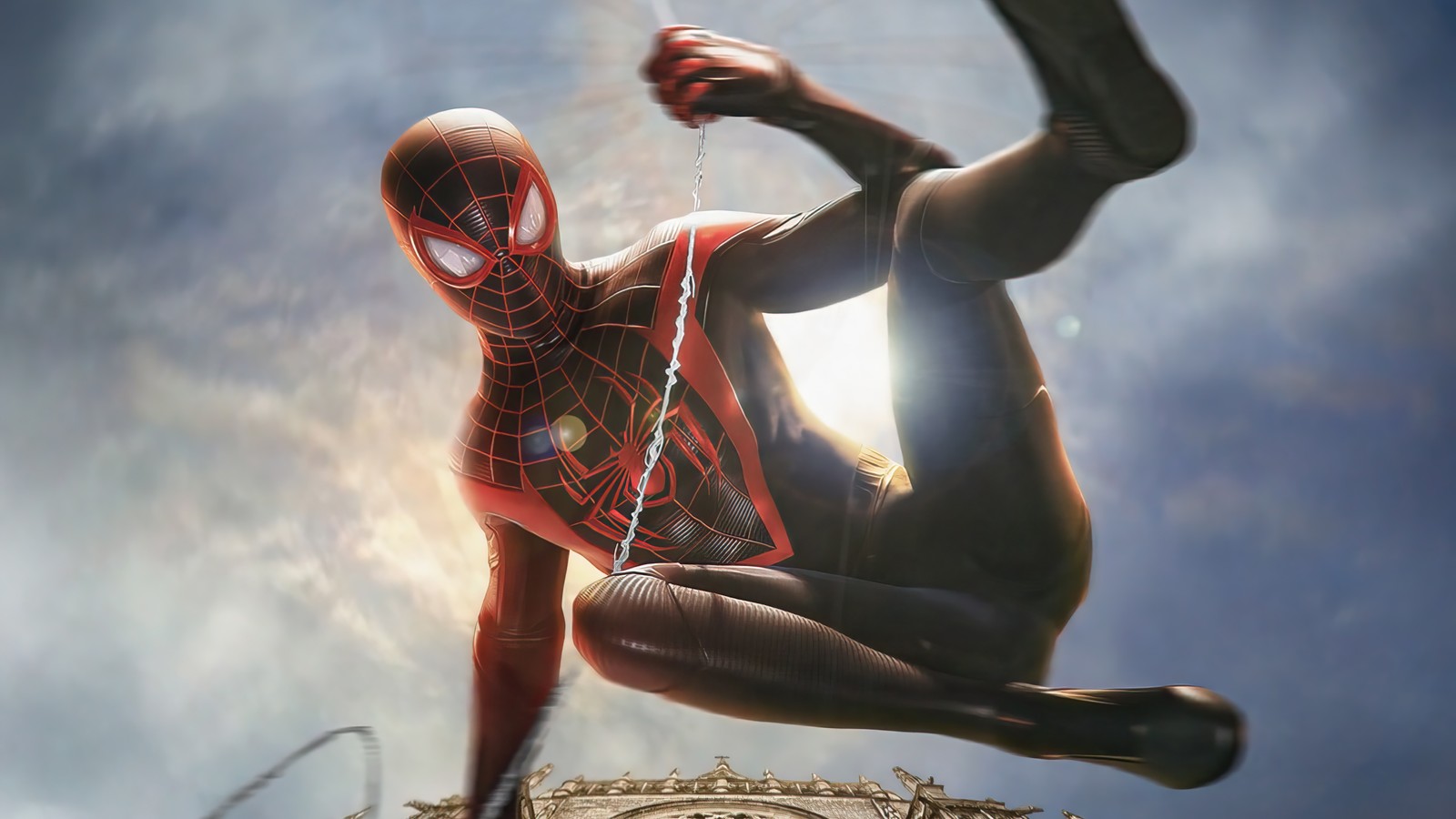 Spider-man dans un costume est suspendu à une tour de l'horloge (marvels spider man miles morales, insomniac, playstation 5, jeu vidéo)