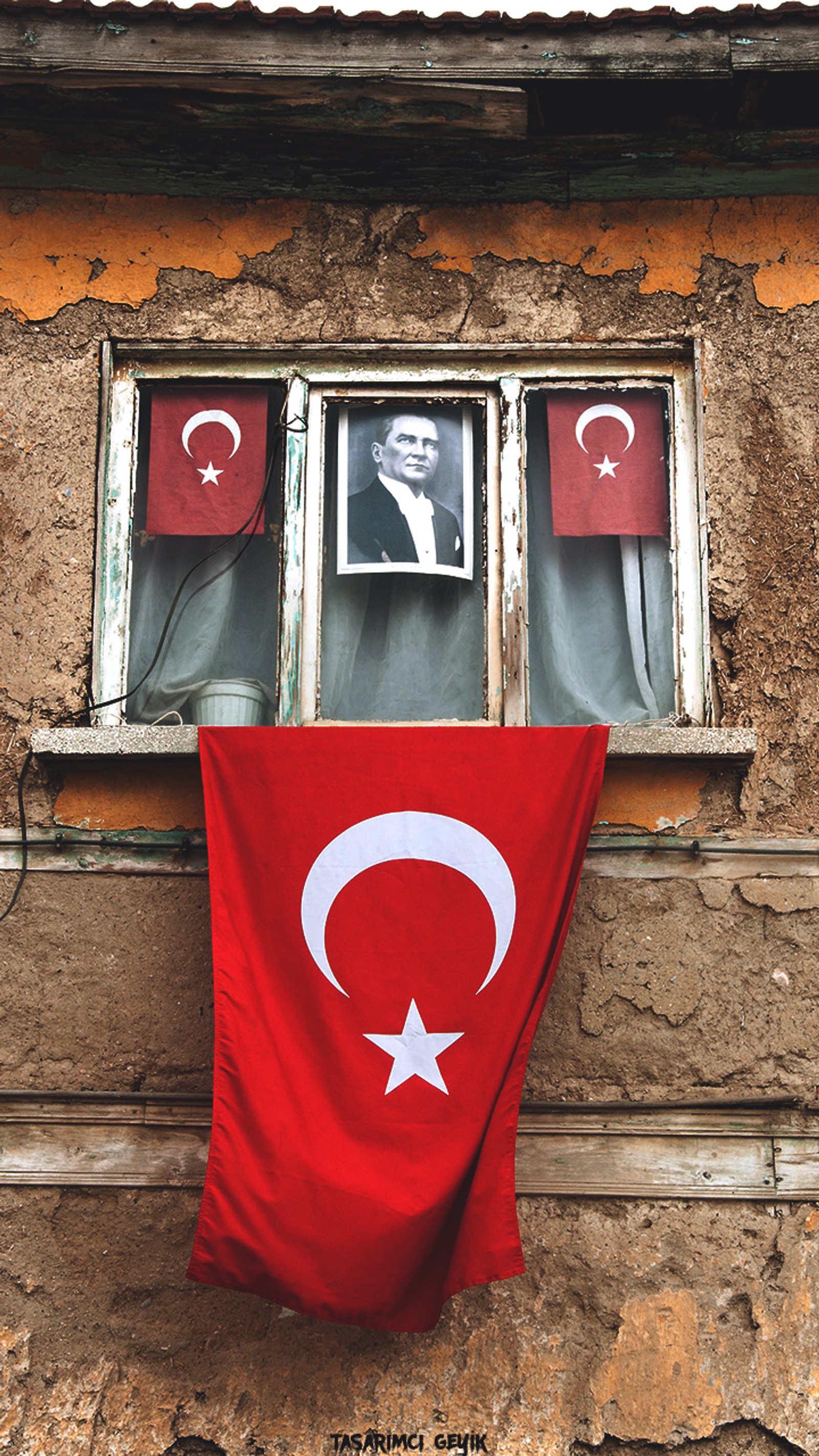 Bandera roja con una estrella blanca y una imagen de un hombre (atatürk, ataturk, ataturk hd wallpaper, fondo de atatürk, ataturk wallpaper)