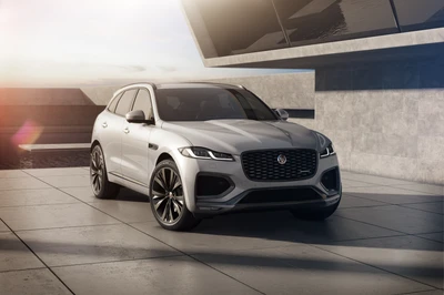 2020 Ягуар F-PACE R-Dynamic Черный Пакет в Элегантном Серебряном Цвете