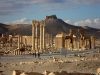 Antike Ruinen von Palmyra: Eine historische Oase römischer Architektur