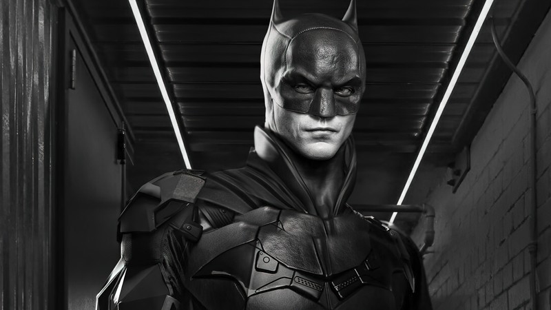 Бэтмен на черно-белой фотографии, стоящий в коридоре (бэтмен 2022, the batman 2022, batman, фильм)